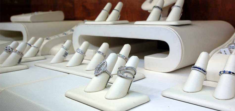 sapphire diamond bands austin